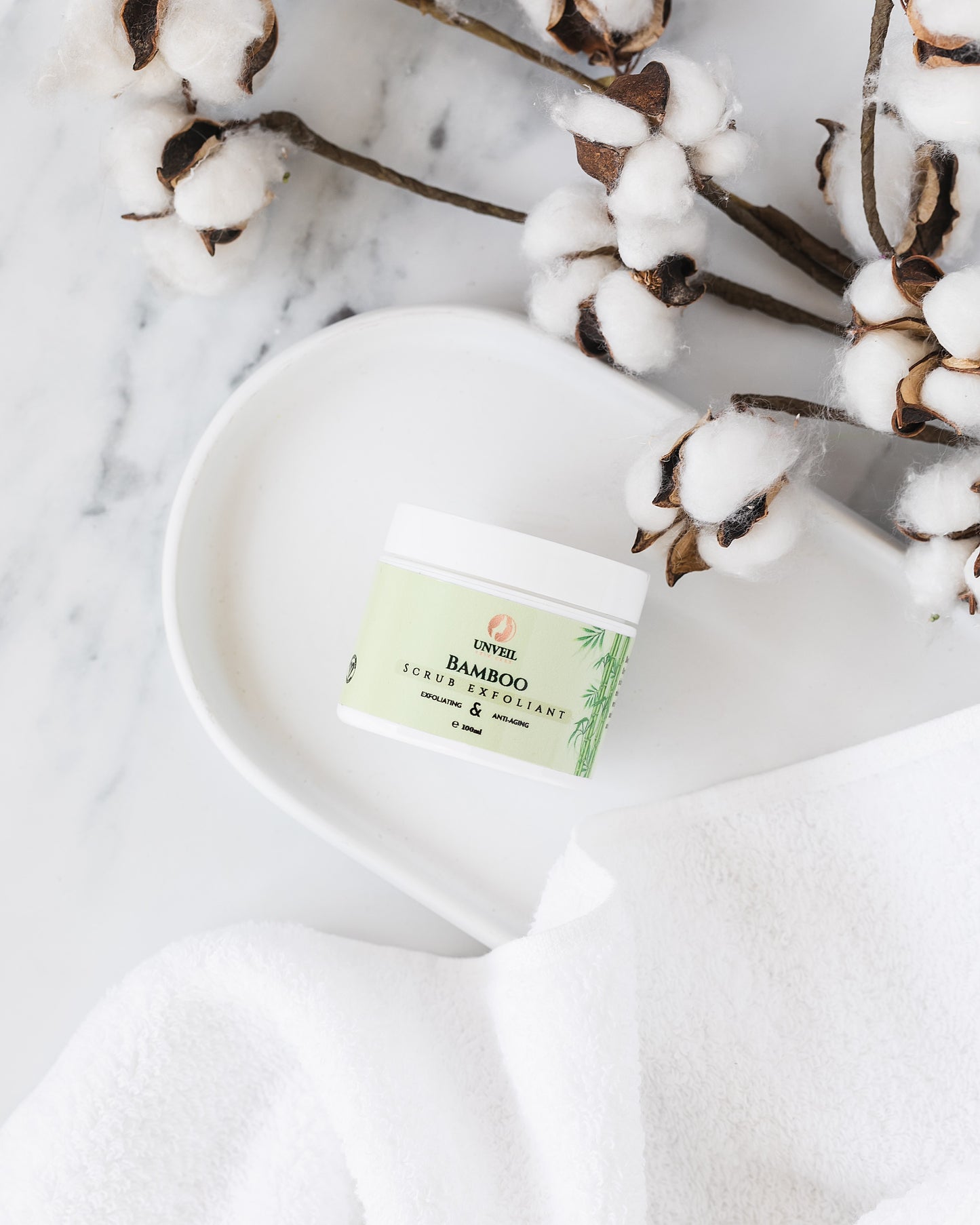 Unveil Bamboo Scrub Exfoliant